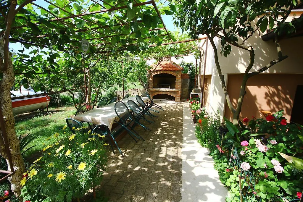 Sun&Sea Apartments Medulin A3 0*,  Croatia